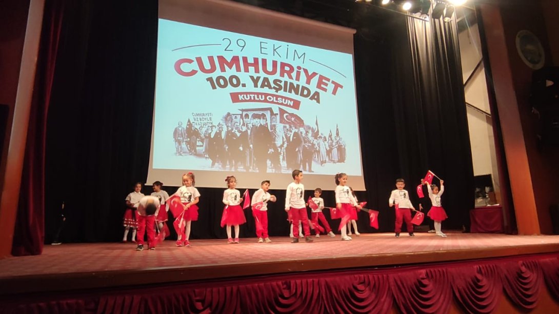 Şehit Jandarma Er Yaşar Pusatlıoğlu Anaokulumuzdan Cumhuriyet 100 Yaşında Programı
