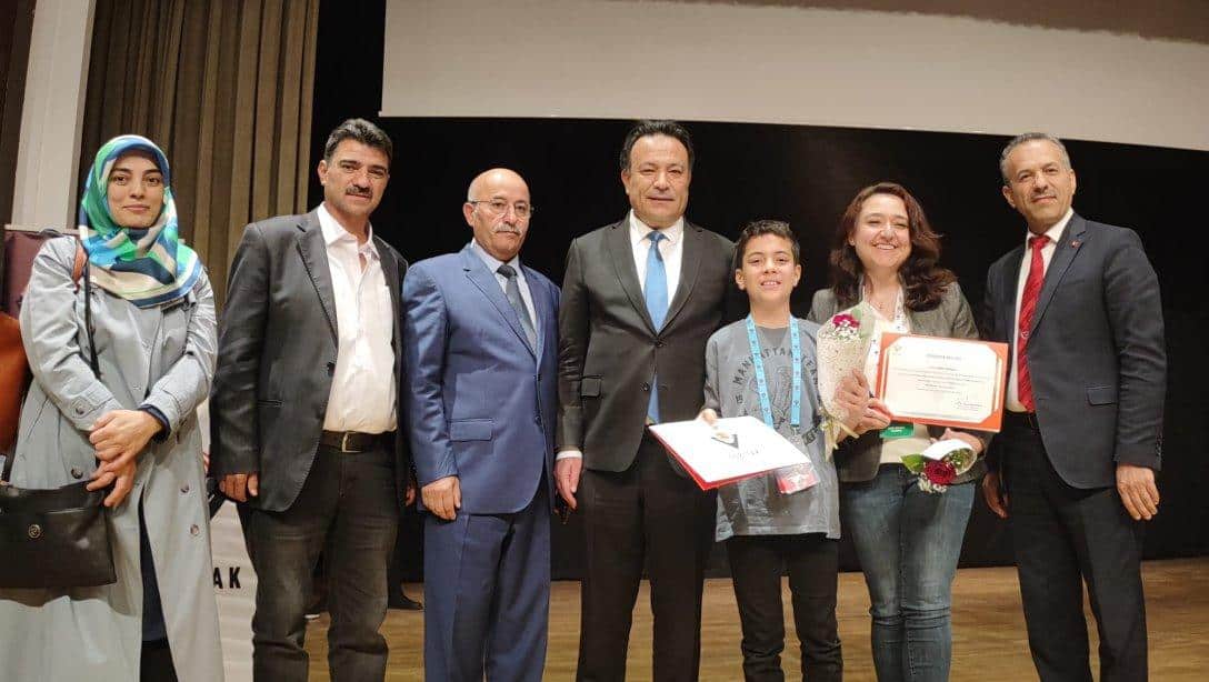 Tubitak 2204-B Ortaokullar Arası Proje Yarışmasında Necmiye ve Mustafa Maşlak Bilim Sanat Merkezi Bölge Finallerinde 1. Oldu